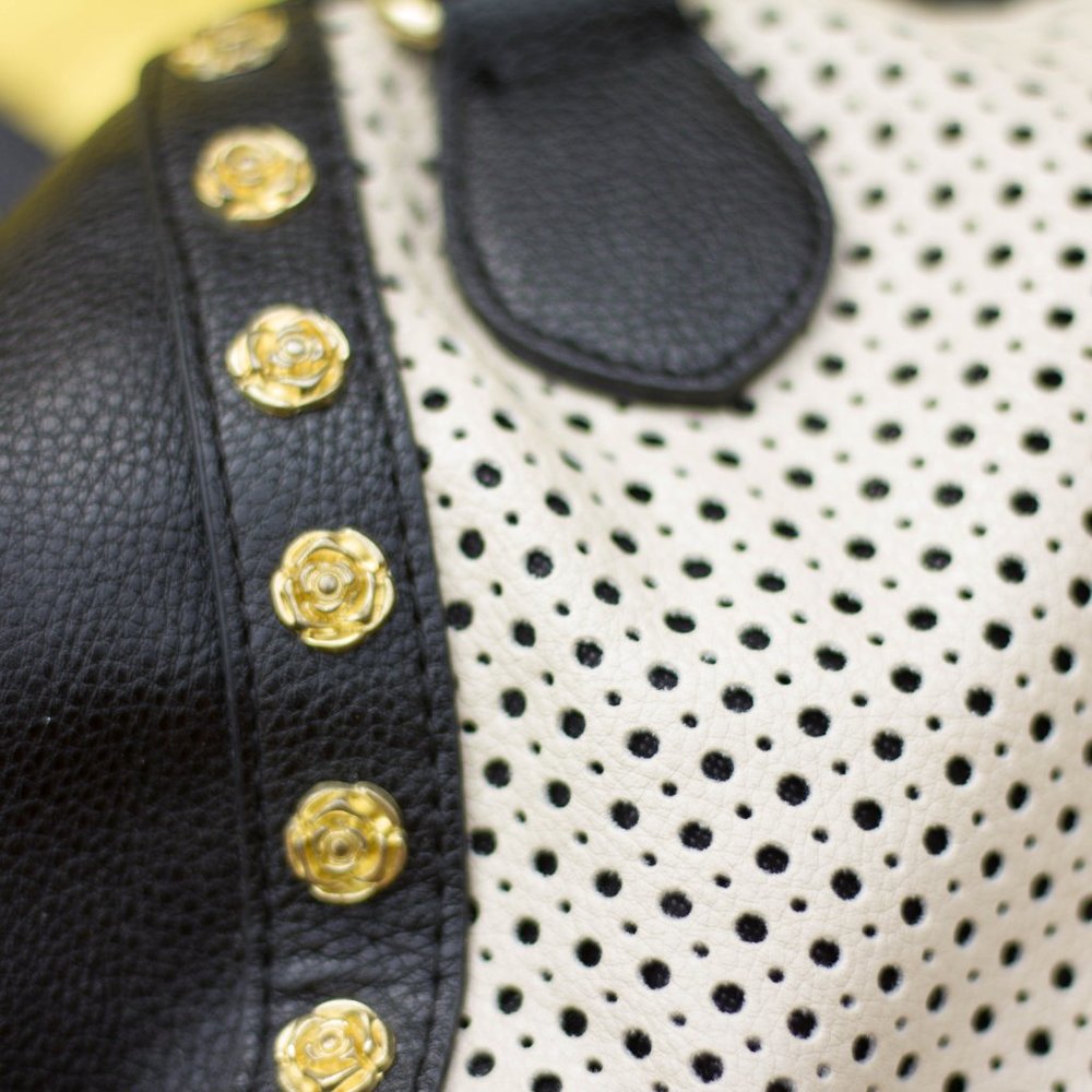 Betsey Johnson Cream & Black Shoulder Bag - Picture 7 of 7